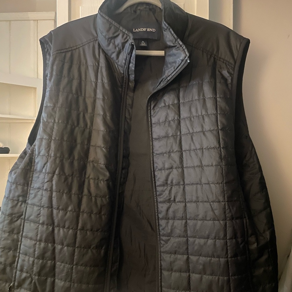 Lands' End Men's Black Quilted Vest
